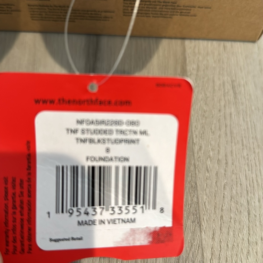 NWT Supreme x North Face Studded Traction Mule Men’s Size 8 - Picture 3 of 5